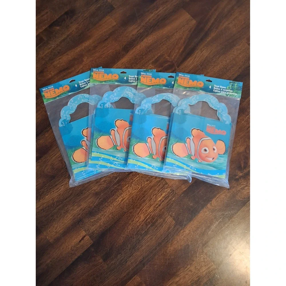 Disney Finding Nemo Treat Boxes Hallmark For Party Favors 4 Packs NEW 16 Total